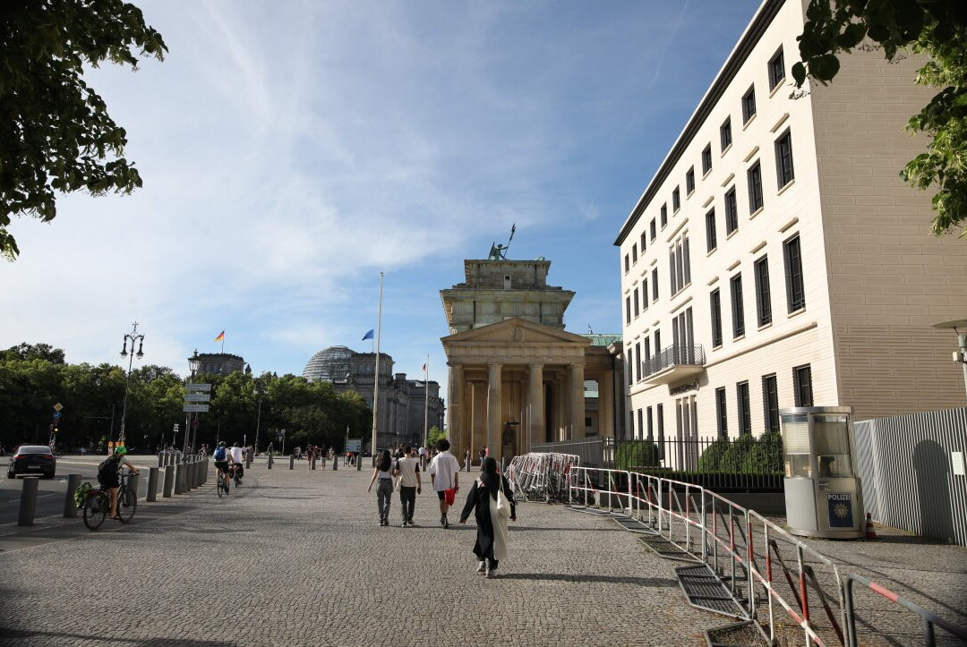 Platz des 18. März-Schoneiche必去景点