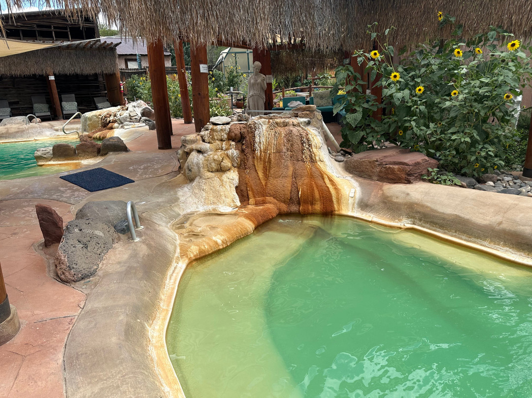 Jemez Hot Springs-Jemez Springs必去景点