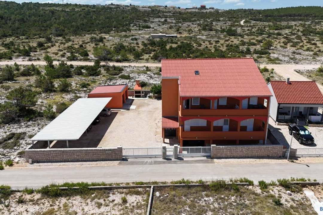 Apartmani Kameni Put