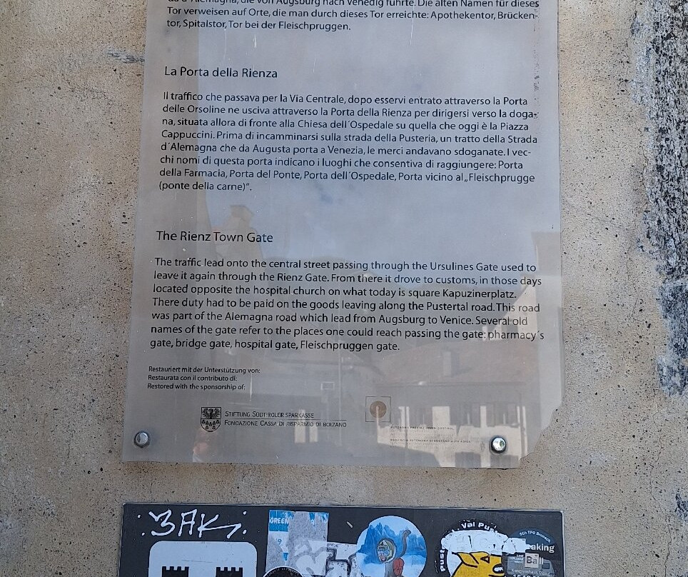 Via Centrale-布鲁尼科必去景点