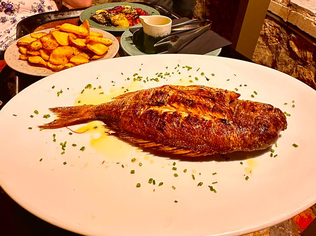Oliva Beach Bar-Seafood Restaurant