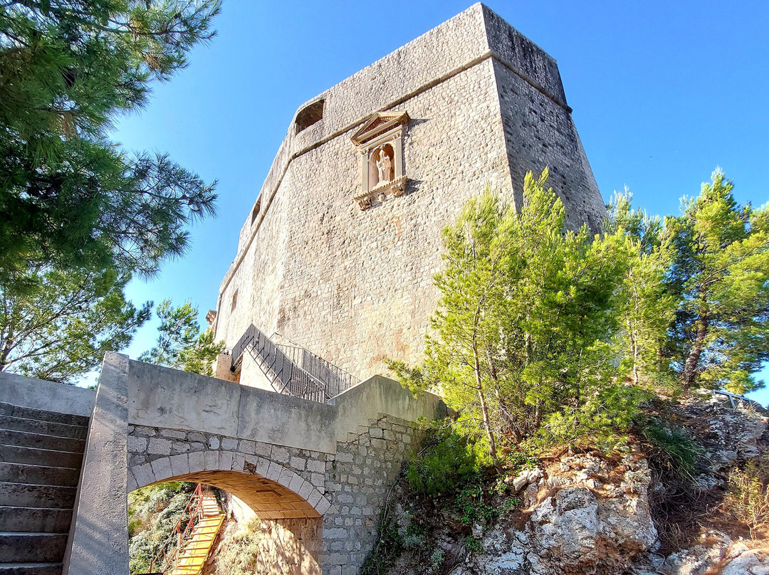 Ploče Gate-杜布罗夫尼克必去景点