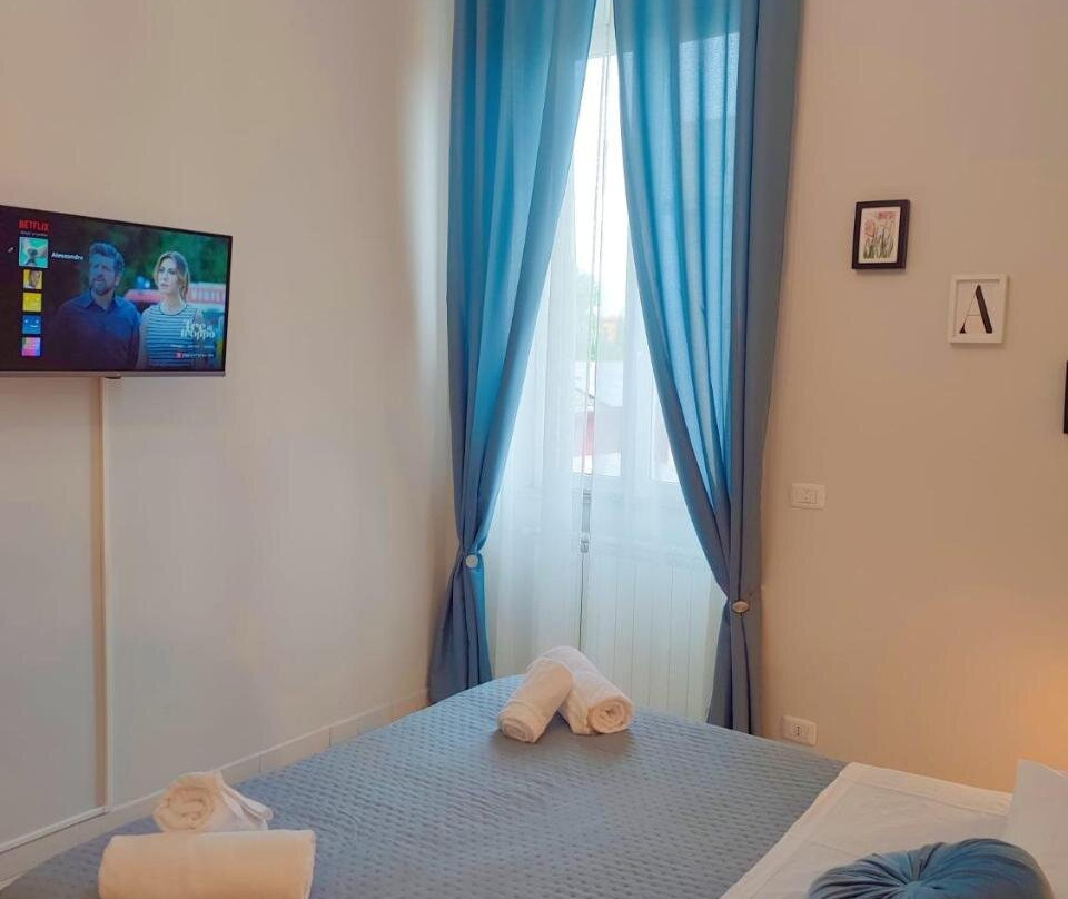 F.A.M. ROOMS