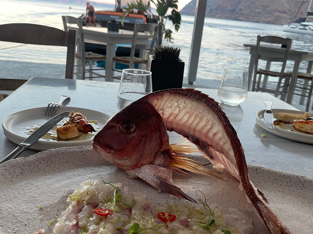 Qhera Santorini-锡拉夏岛必去景点