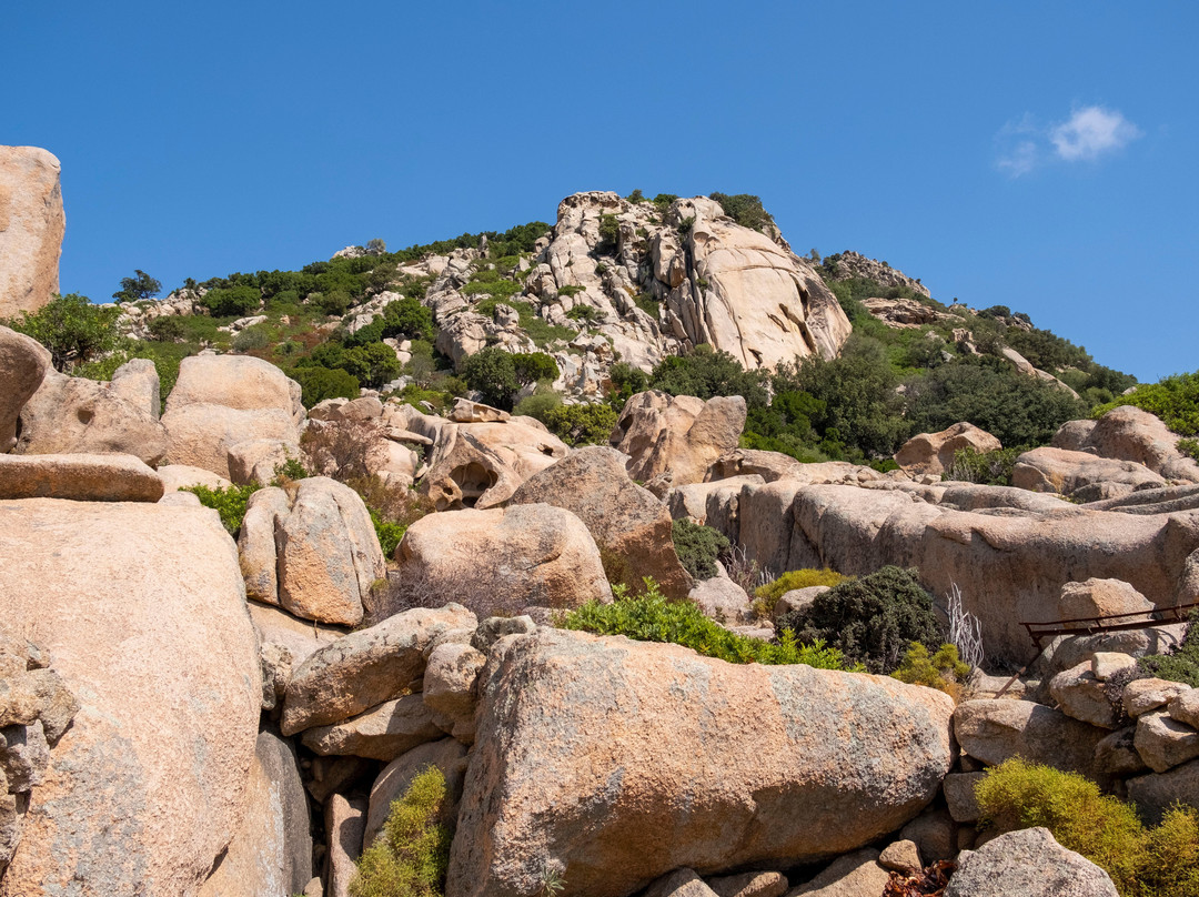 Best Sardinia Trips by Jebel Sardinia-奥罗塞必去景点