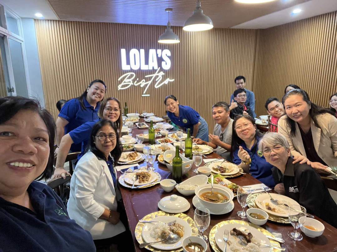 Lola's Bistro Legazpi City
