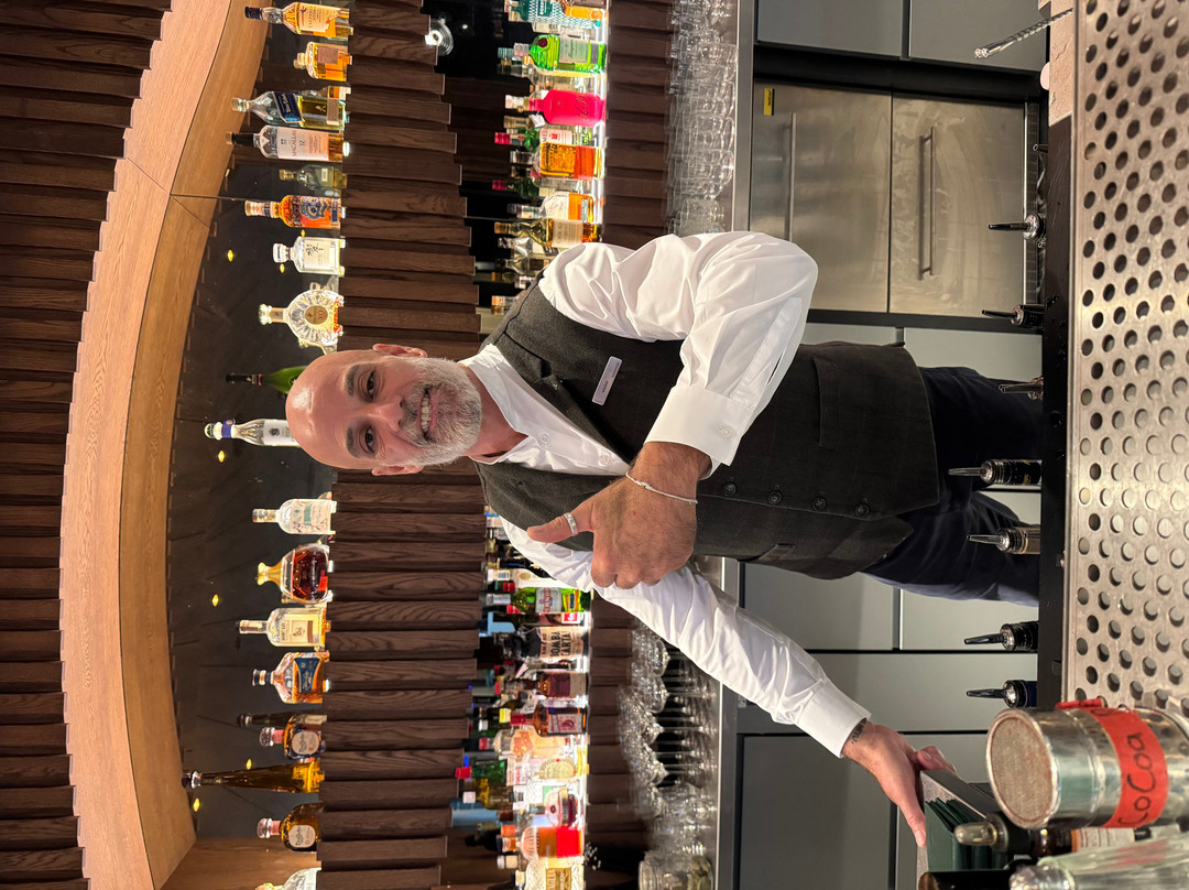 Specht Bar & Lounge