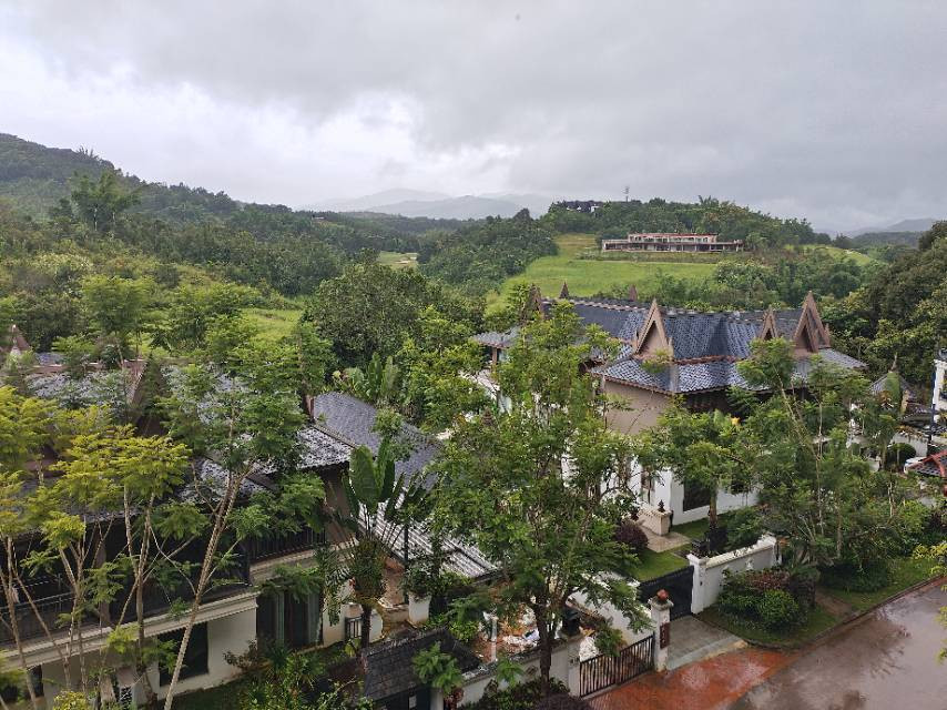 西双版纳悦椿温泉度假酒店主图