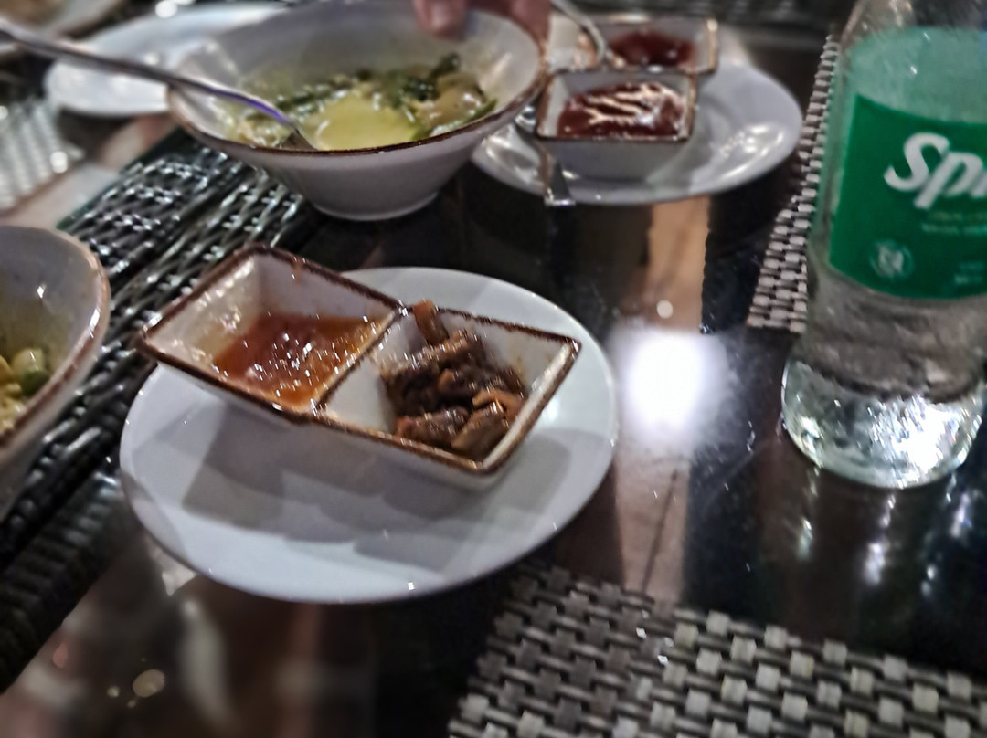 皇家棕榈海滩酒店主图