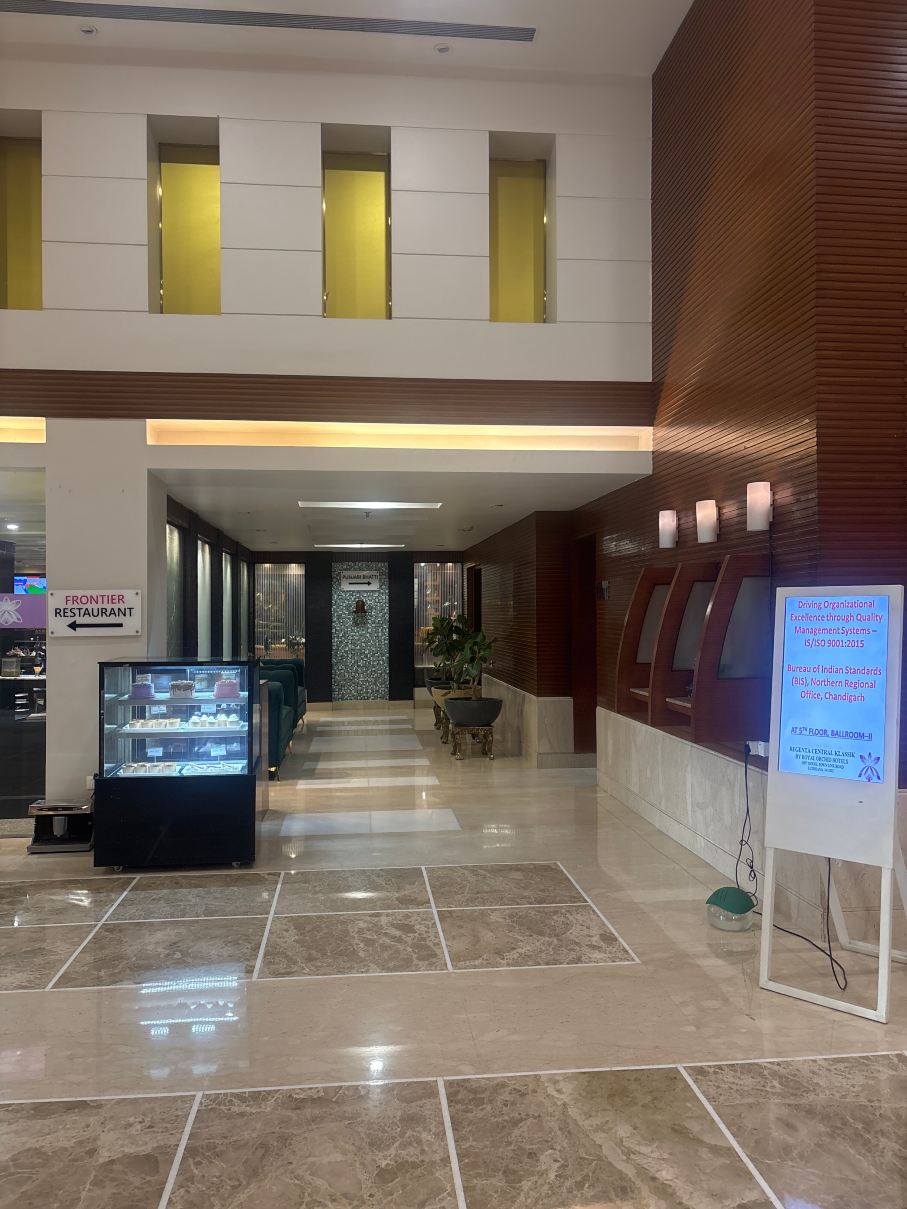 丽晶卢迪亚纳中央经典酒店-旅行者