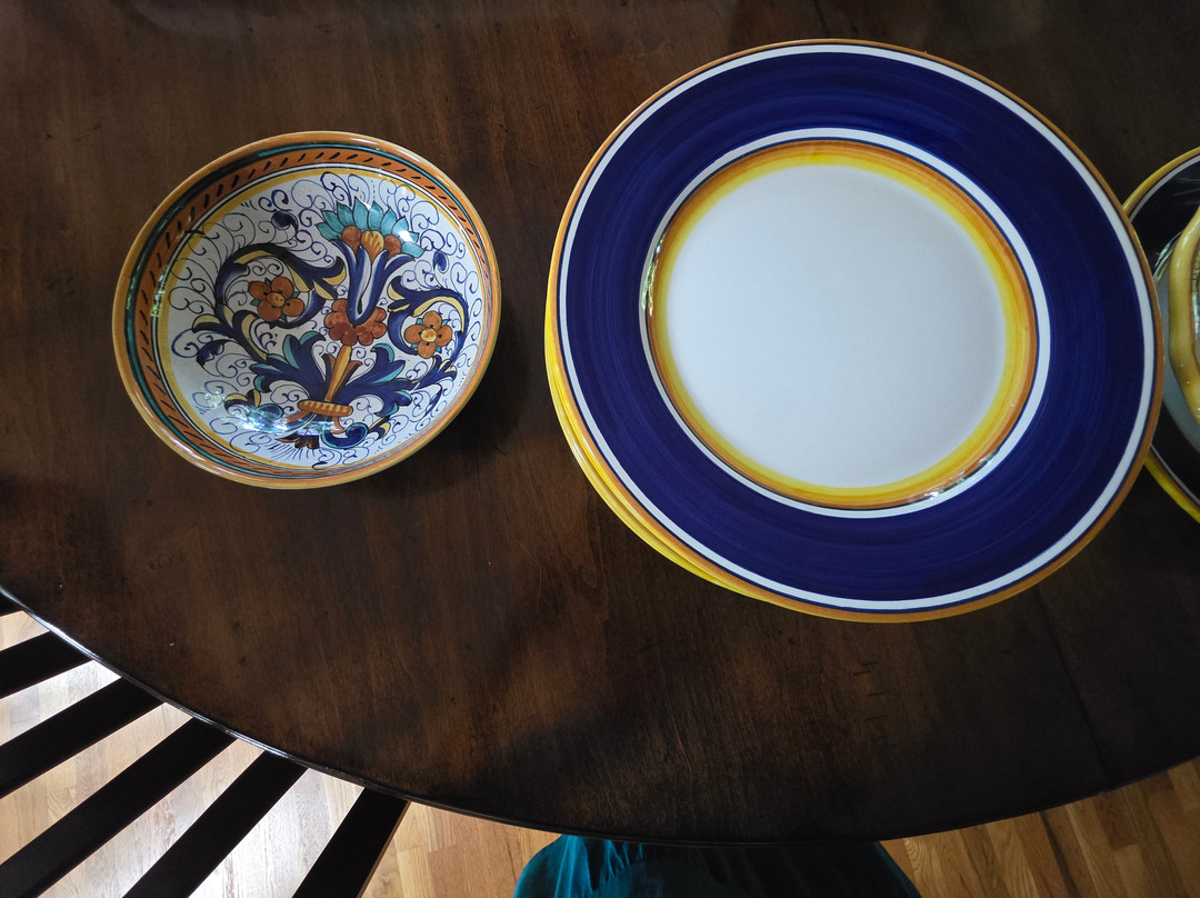 Ceramiche Cosmolena Di Margherita Di Palma-拉韦洛必去景点
