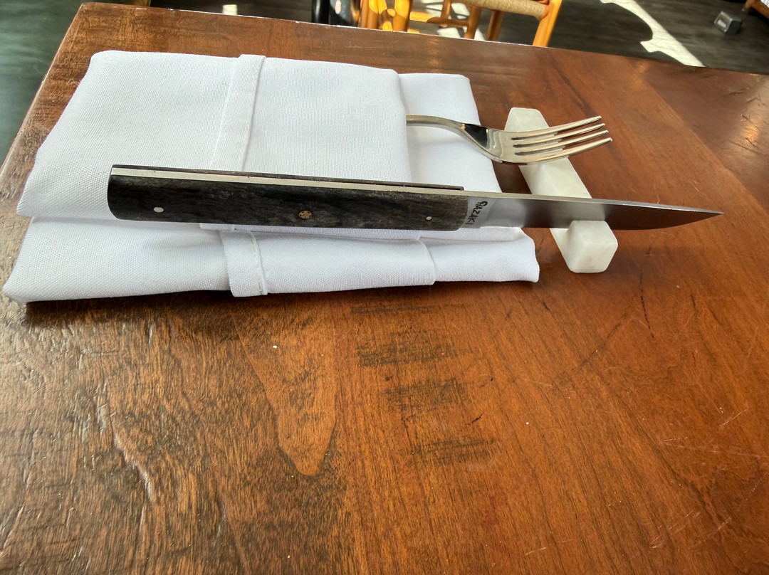 HUX Bar & Bistro