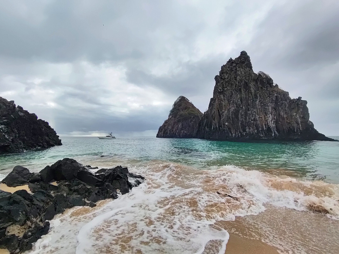Praia da Cacimba do Padre-费尔南多-迪诺罗尼亚群岛必去景点