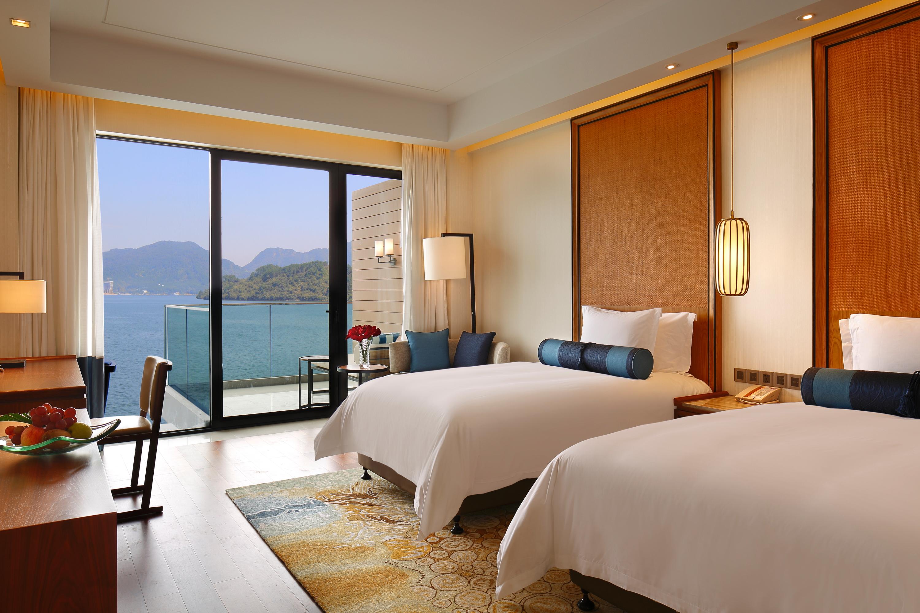 黄山太平湖绿地皇冠假日酒店-官方