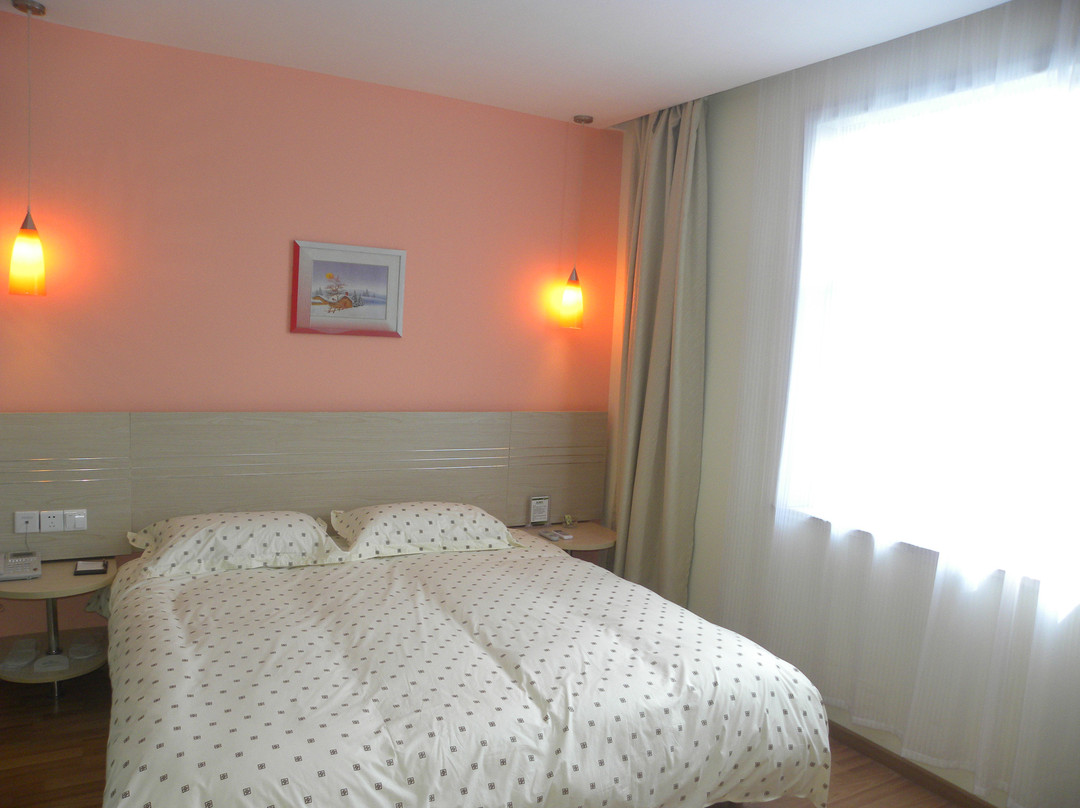 阜阳圣龙商务宾馆火车站店