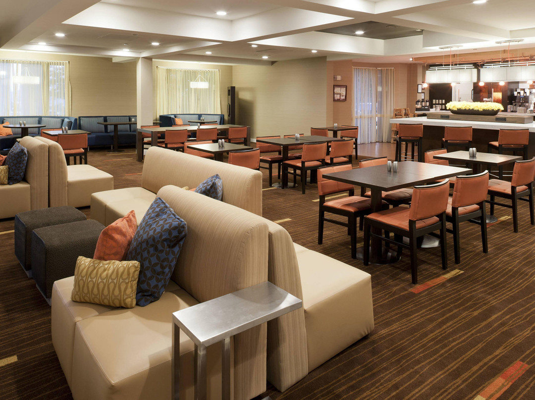 Courtyard by Marriott Harrisonburg主图