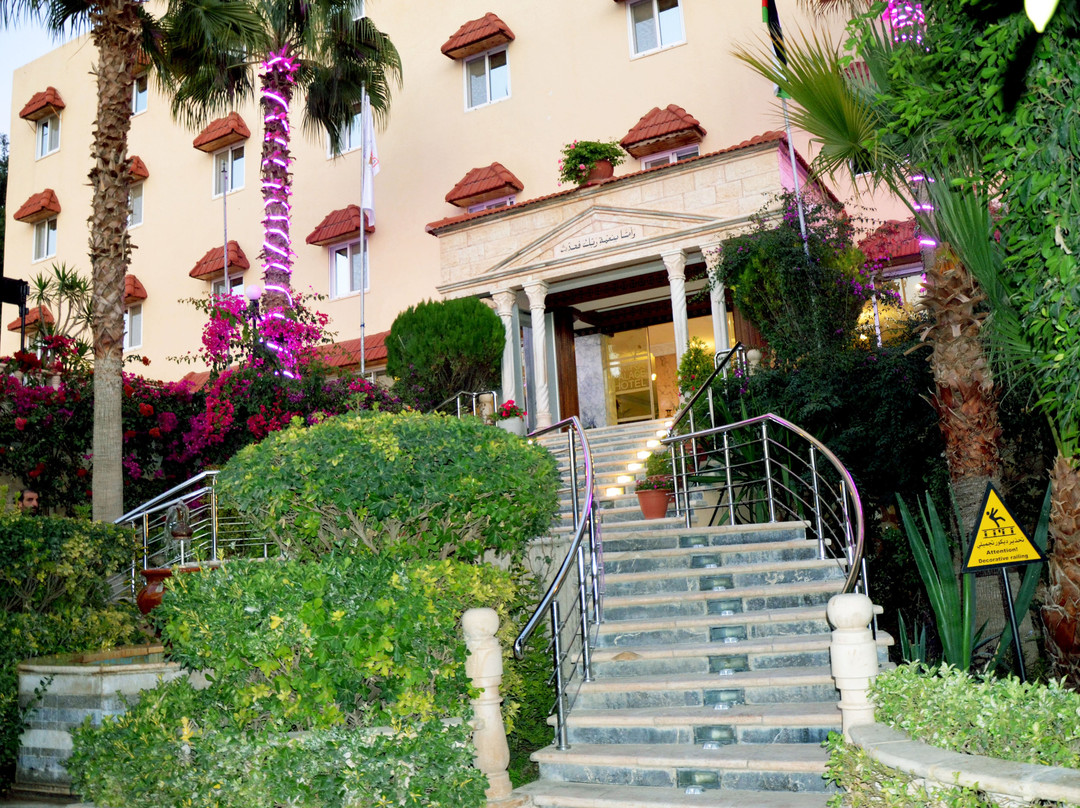 阿姆拉王宫国际酒店