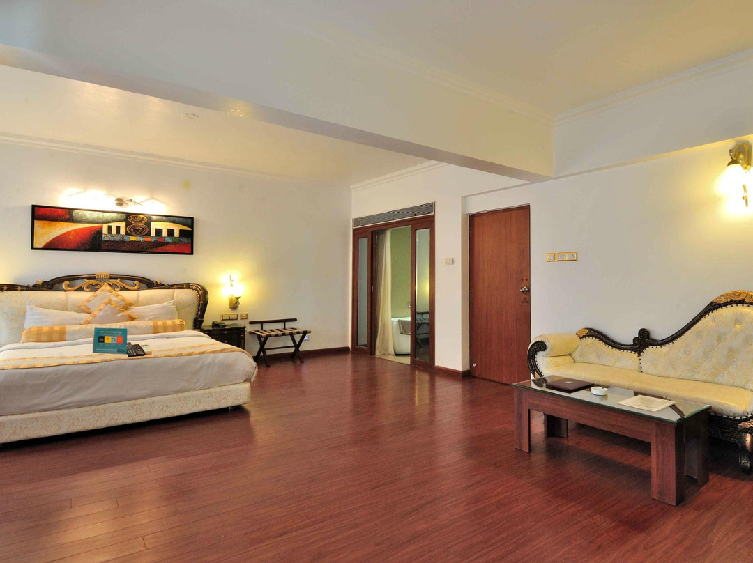 Collection O Maizons Lakeview Resort