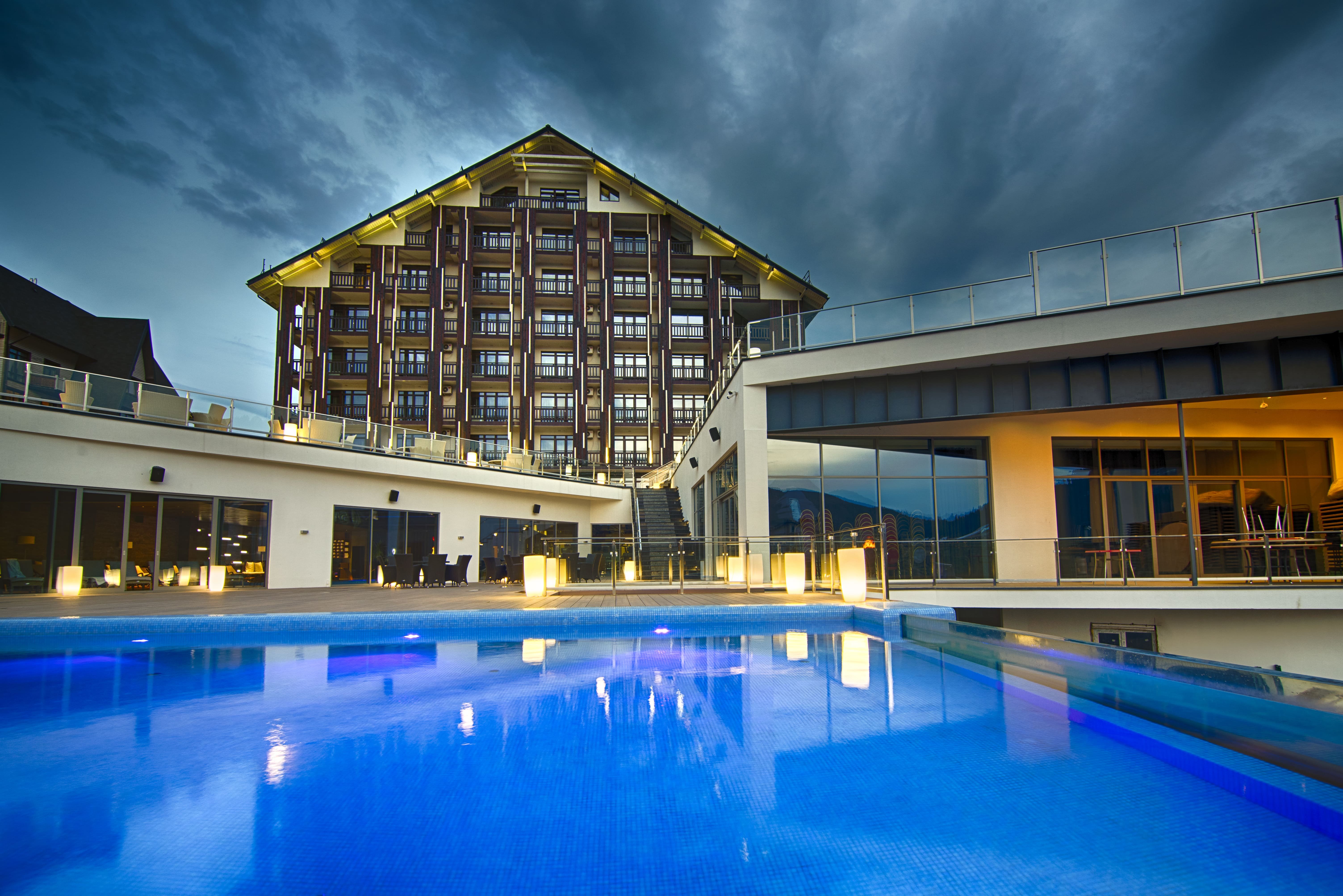 F&B Spa Resort-官方