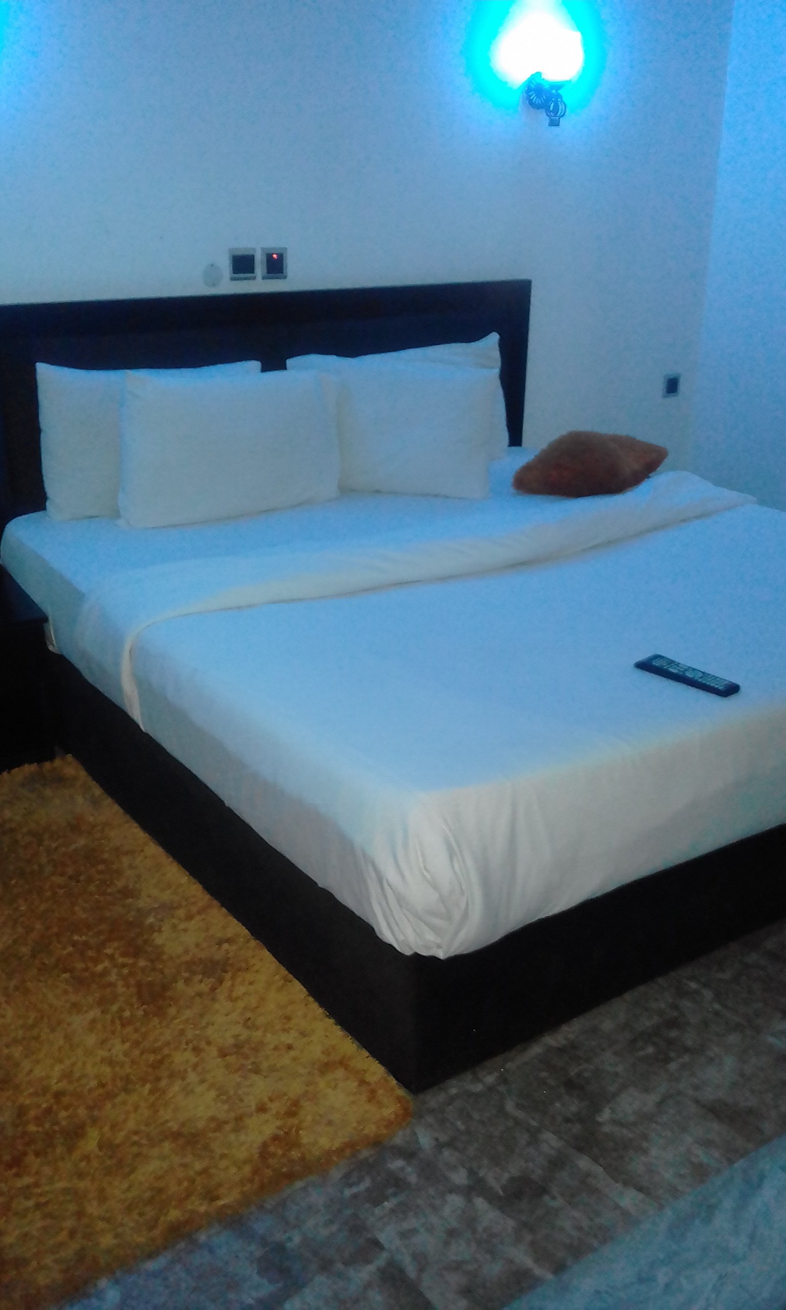 Matho Crystal Hotel-官方