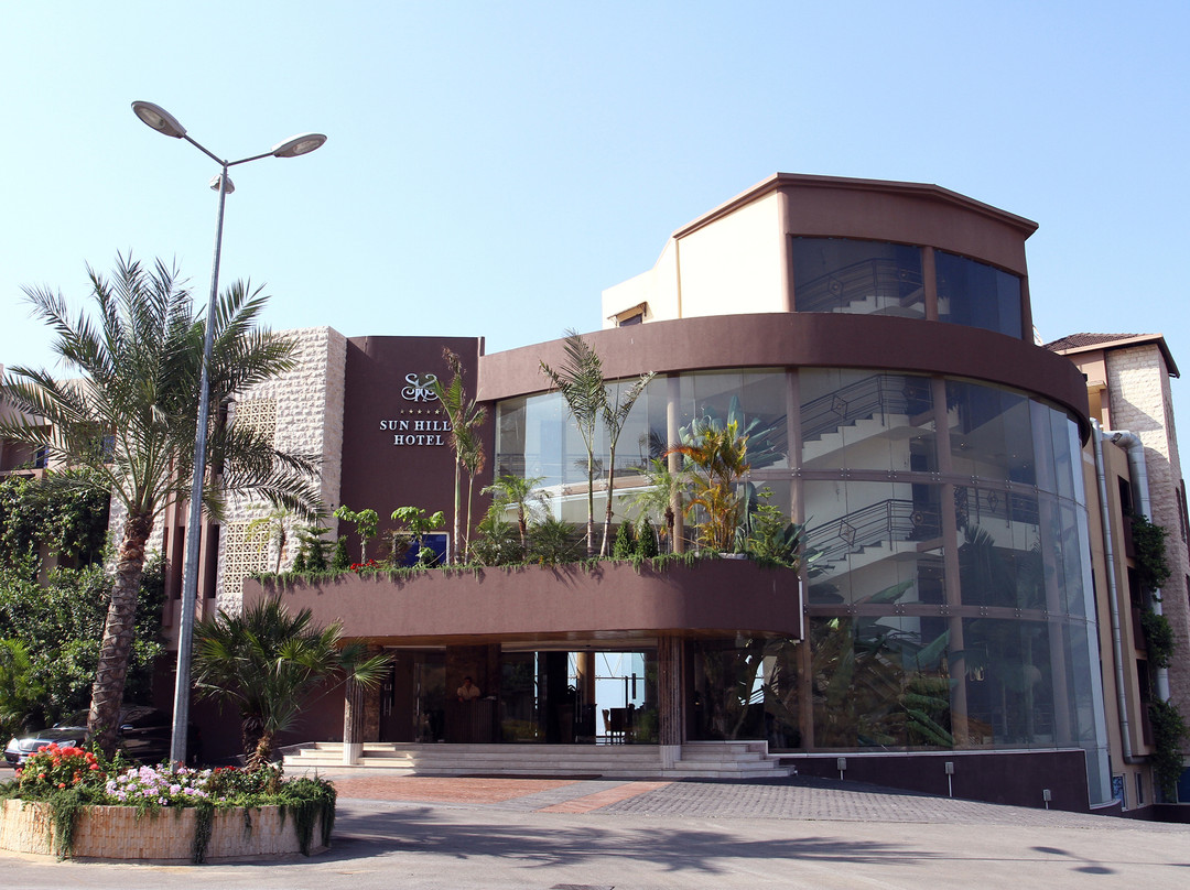 Sun Hills Suites Hotel