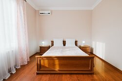 Grace Magnat Hotel主图