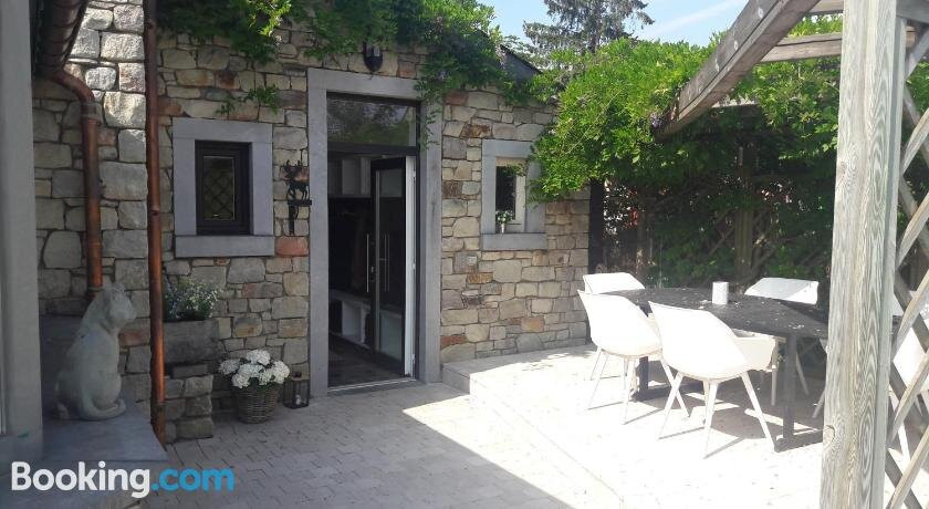 Le Clos Des Bansions