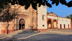 Mision Santiago Apostol-Jalpan de Serra必去景点