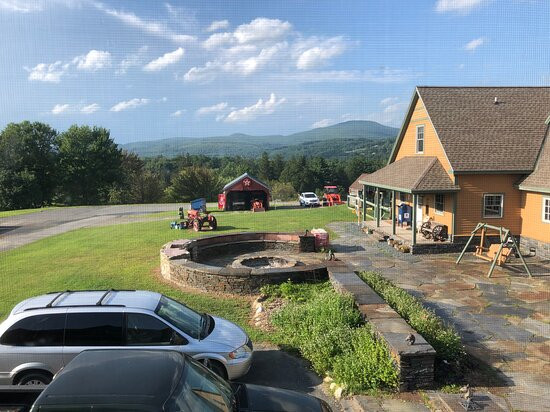 Clover Hill Farm主图