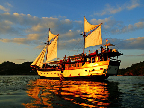 Wunderpus Liveaboard-Labuan Bajo必去景点