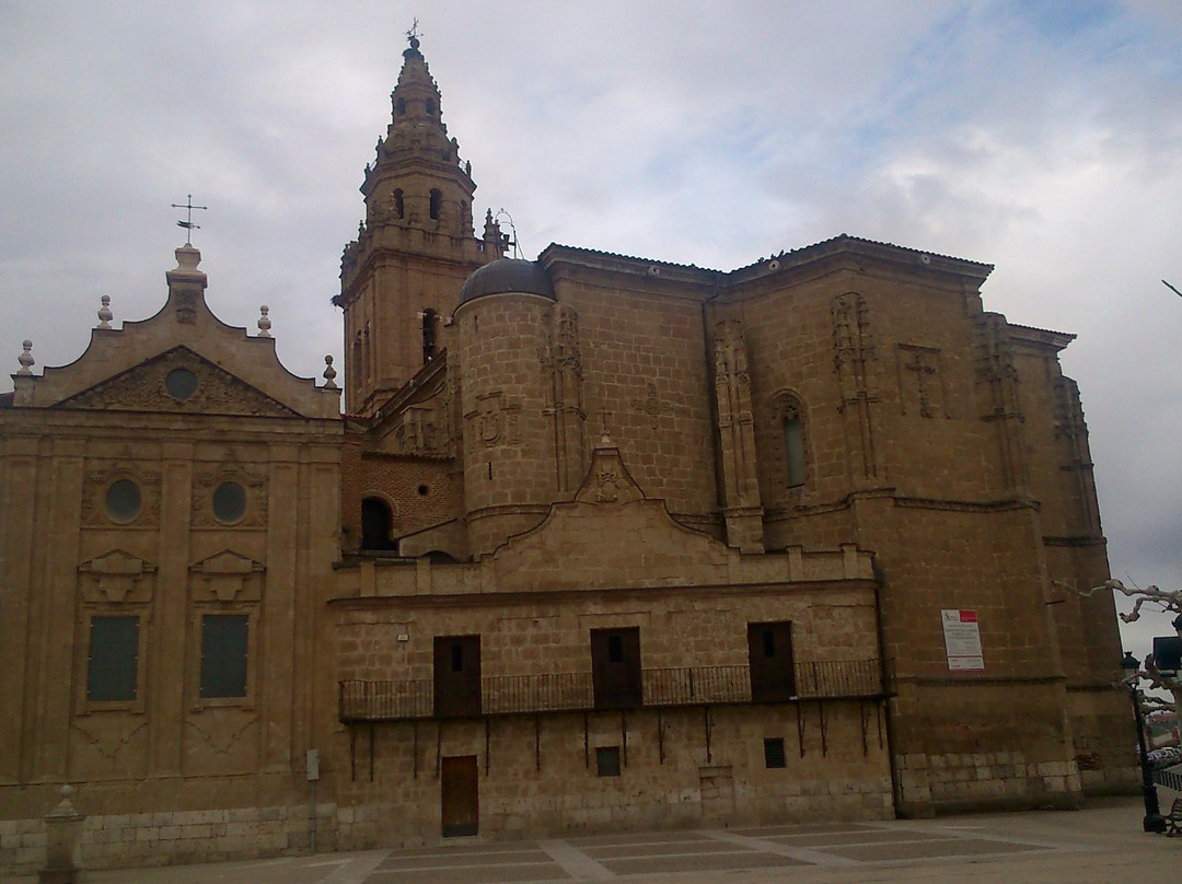 Iglesia de los Santos Juanes, Nava del Rey景点图片