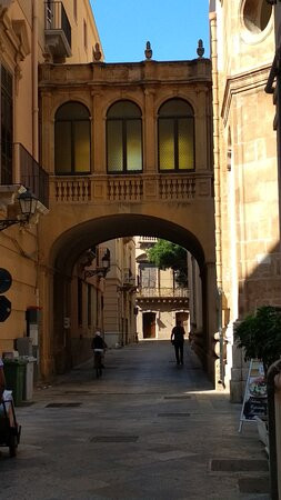 Palazzo Pape' Lombardo-特拉帕尼省必去景点