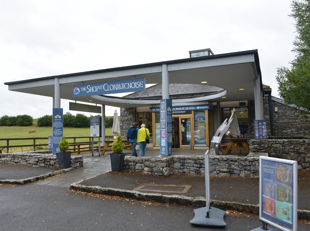 Shannonbridge旅游景点-The Shop at Clonmacnoise