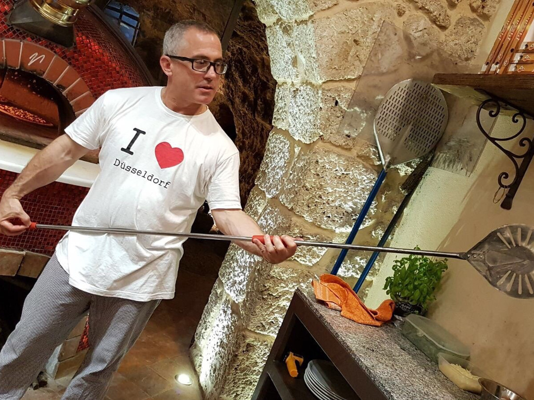Casalvieri餐馆和美食-Il Forno Rosso