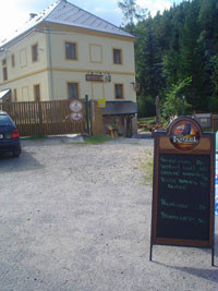 Kralovice餐馆和美食-Klub Hubert - Hostinec U Kamenneho mostu