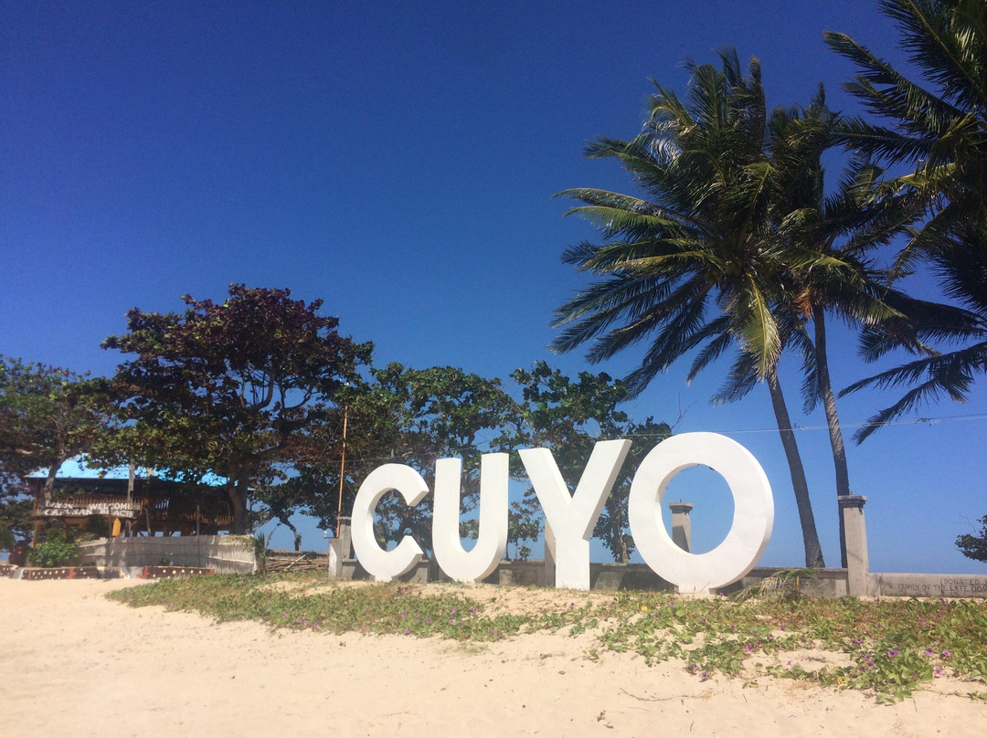 Cuyo Town Beach景点图片