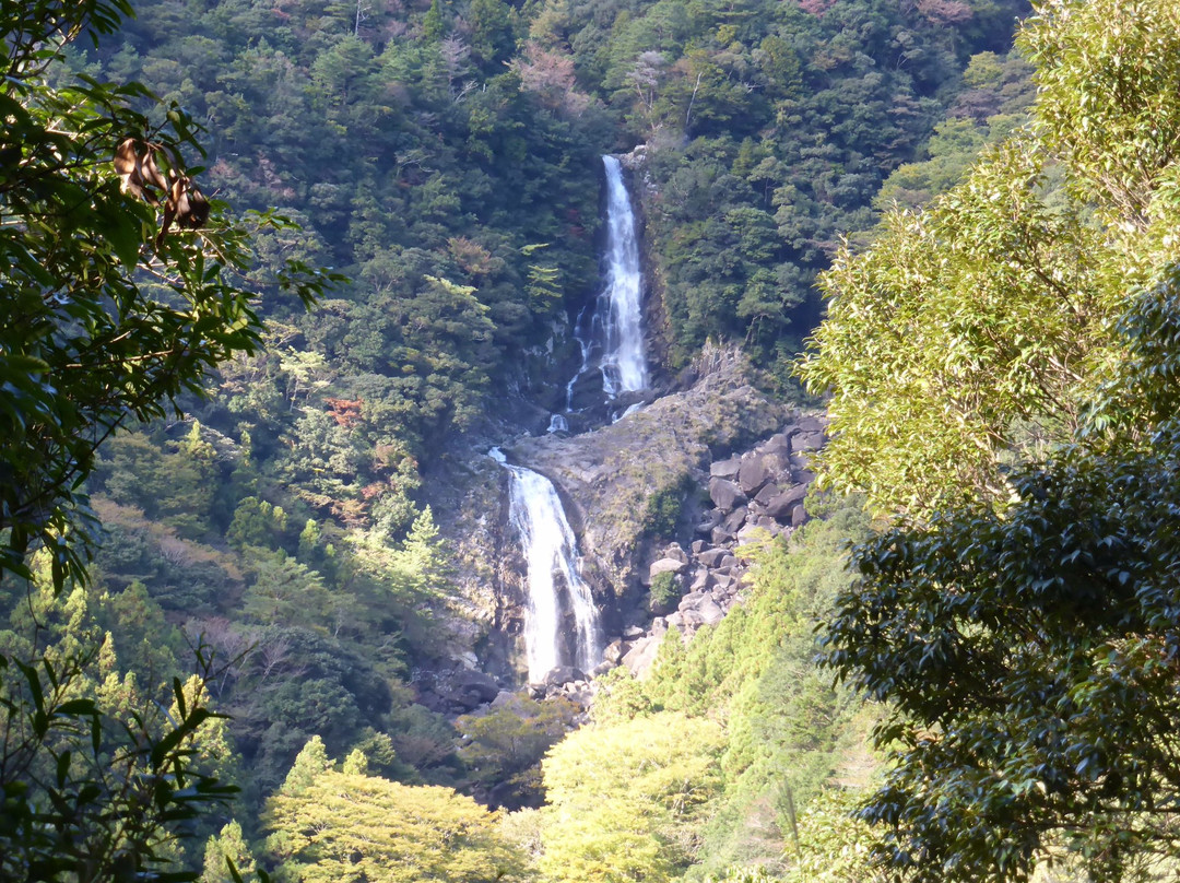 新宫市旅游景点-Hanjirono-taki