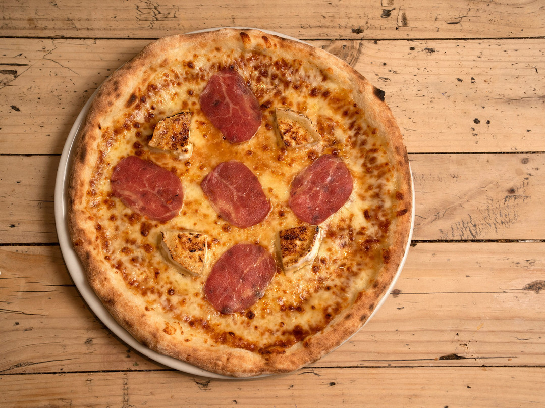 Francesco's Pizza