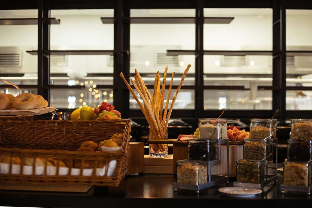 DoubleTree by Hilton Celaya主图