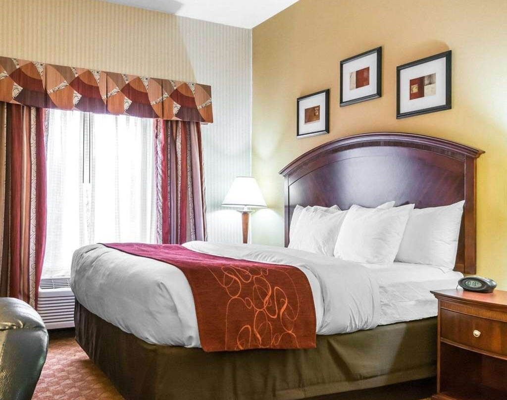 Comfort Suites South Point - Huntington主图