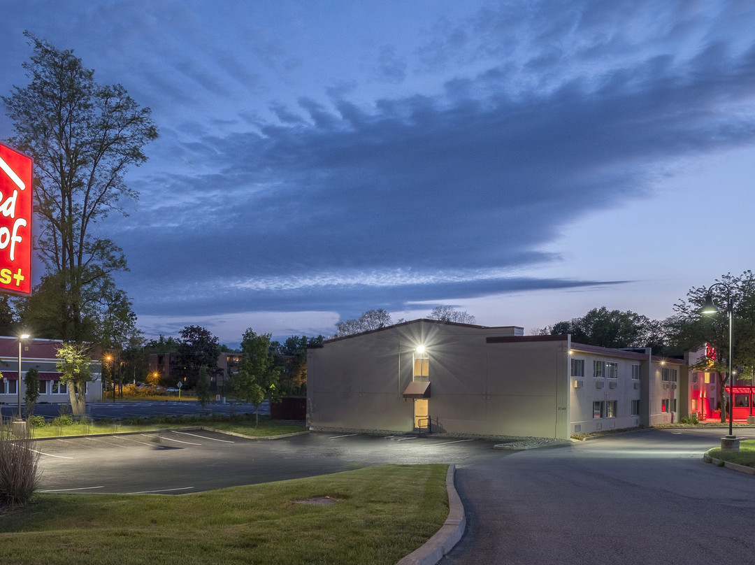 Red Roof PLUS Poughkeepsie主图