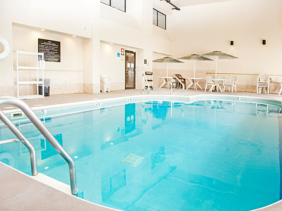 MainStay Suites Springfield IL主图