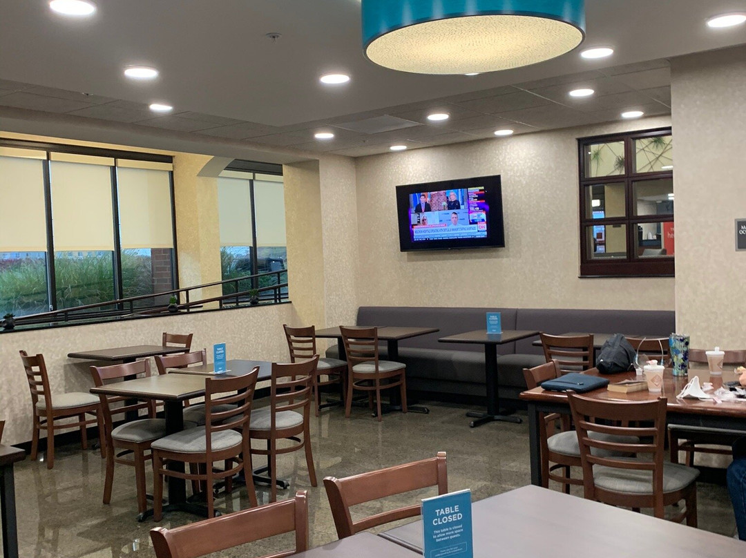 Best Western Plus Indianapolis North At Pyramids主图