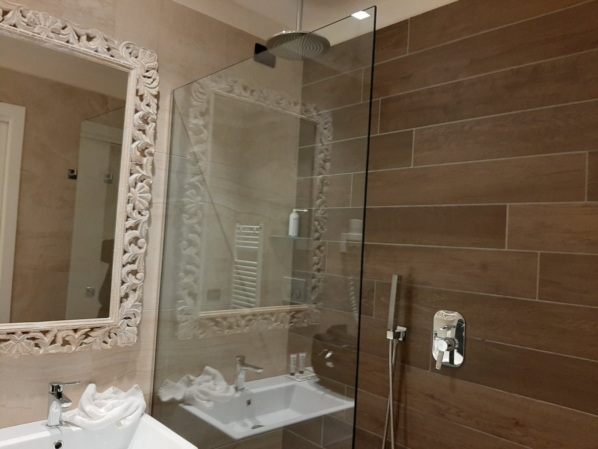 Litoraneo Suite Hotel-浴室