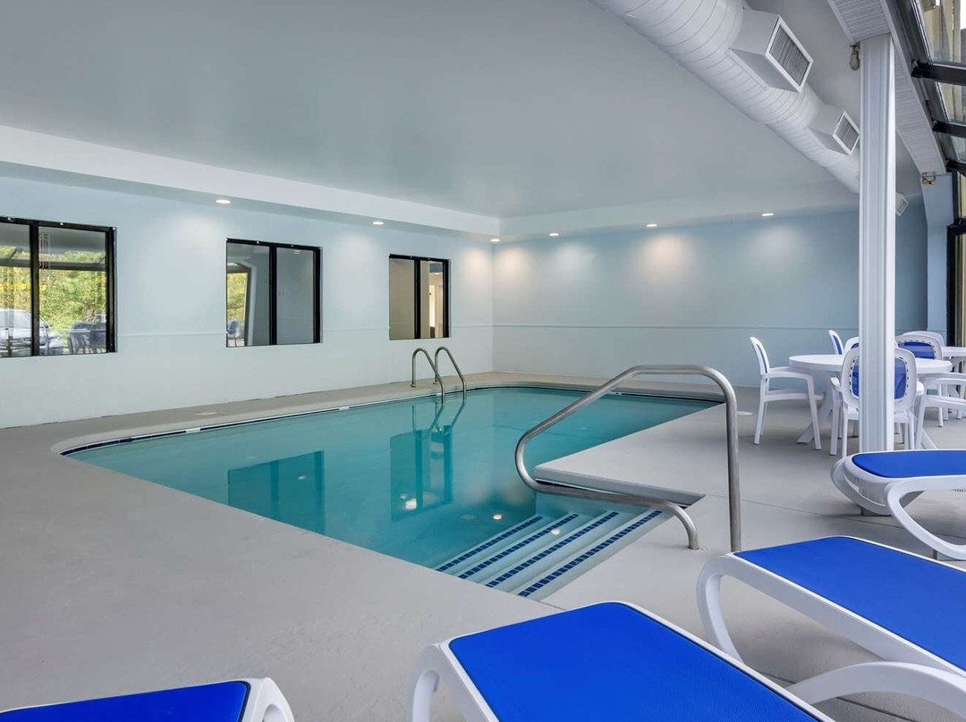 Comfort Inn & Suites Troutville - Roanoke North / Daleville主图