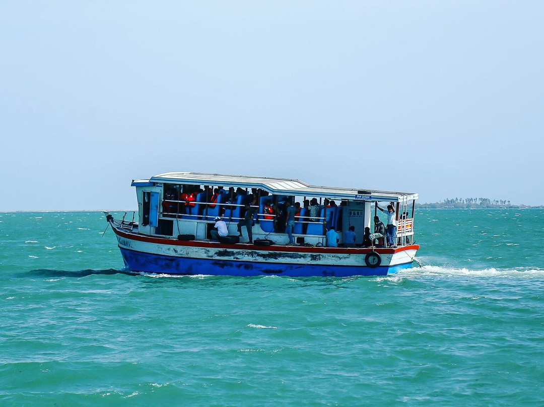 Boat Trip-卡尔皮蒂耶必去景点