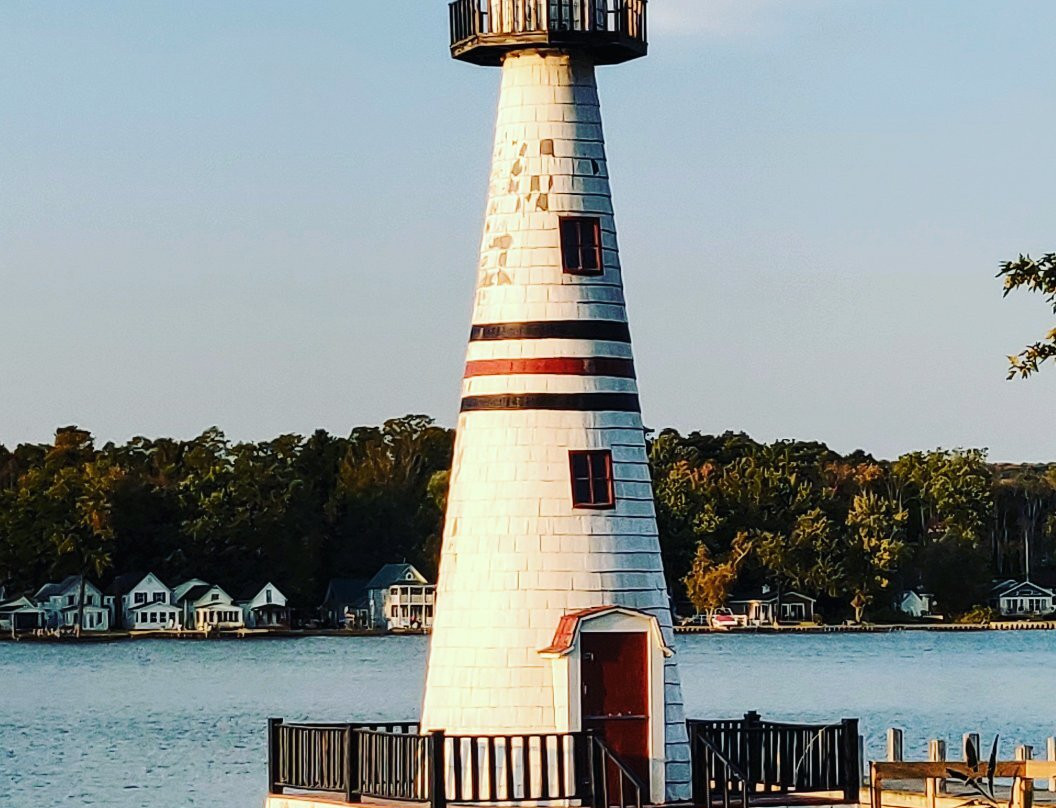 Celoron Lighthouse景点图片
