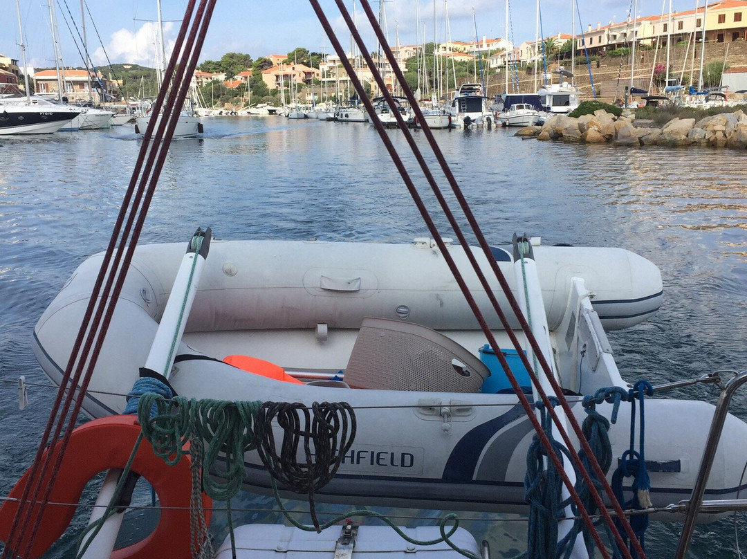 Asinara Catamaran Charter-撒丁岛必去景点