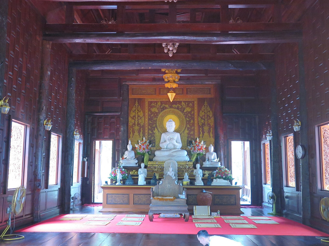 Wat Tha Sai (Wat Tesdhammanava)-泰曼必去景点