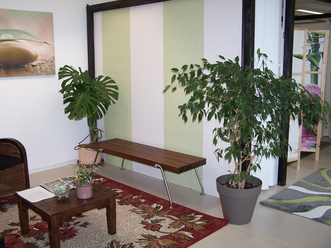 AK Traditionelle Thai-Massage-伯布林根必去景点